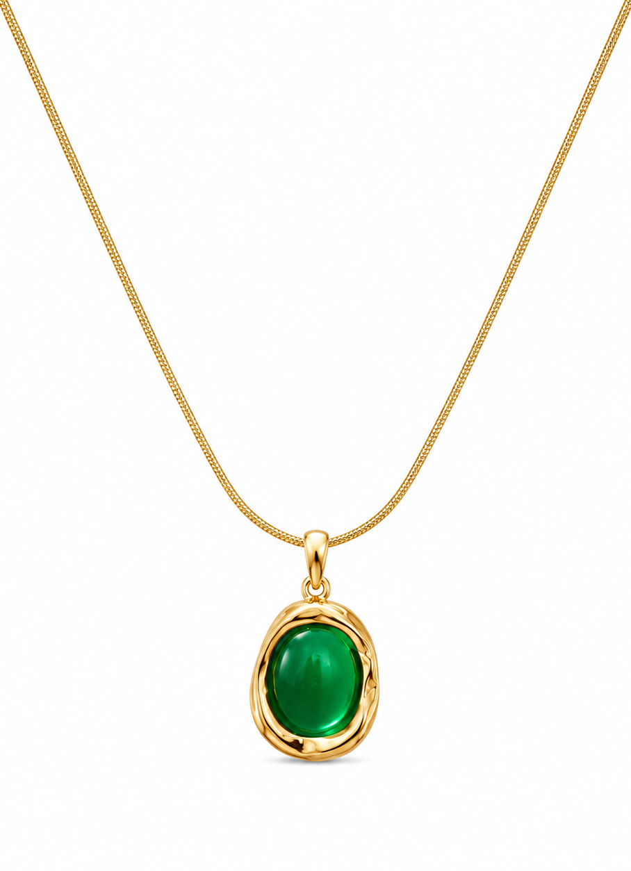 Green Cabochon Pendant Necklace