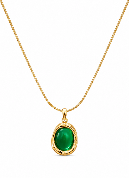 Green Cabochon Pendant Necklace