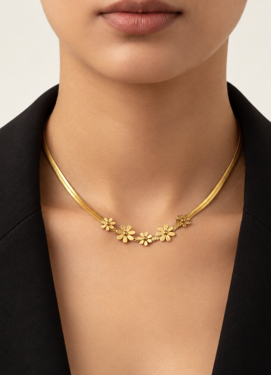 Dainty Gold Floral Necklace