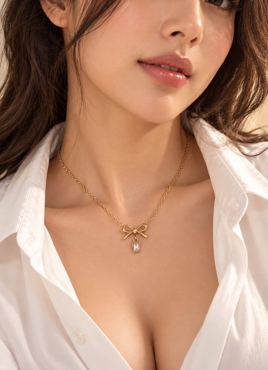 Bow Pendant Dainty Necklace