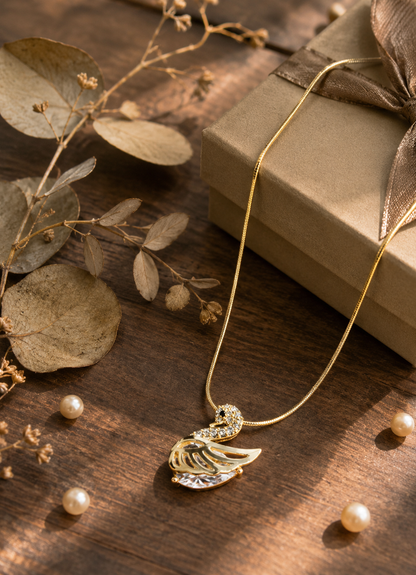 Elegant Swan Crystal Pendant Necklace