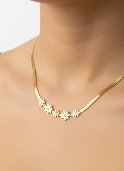 Dainty Gold Floral Necklace