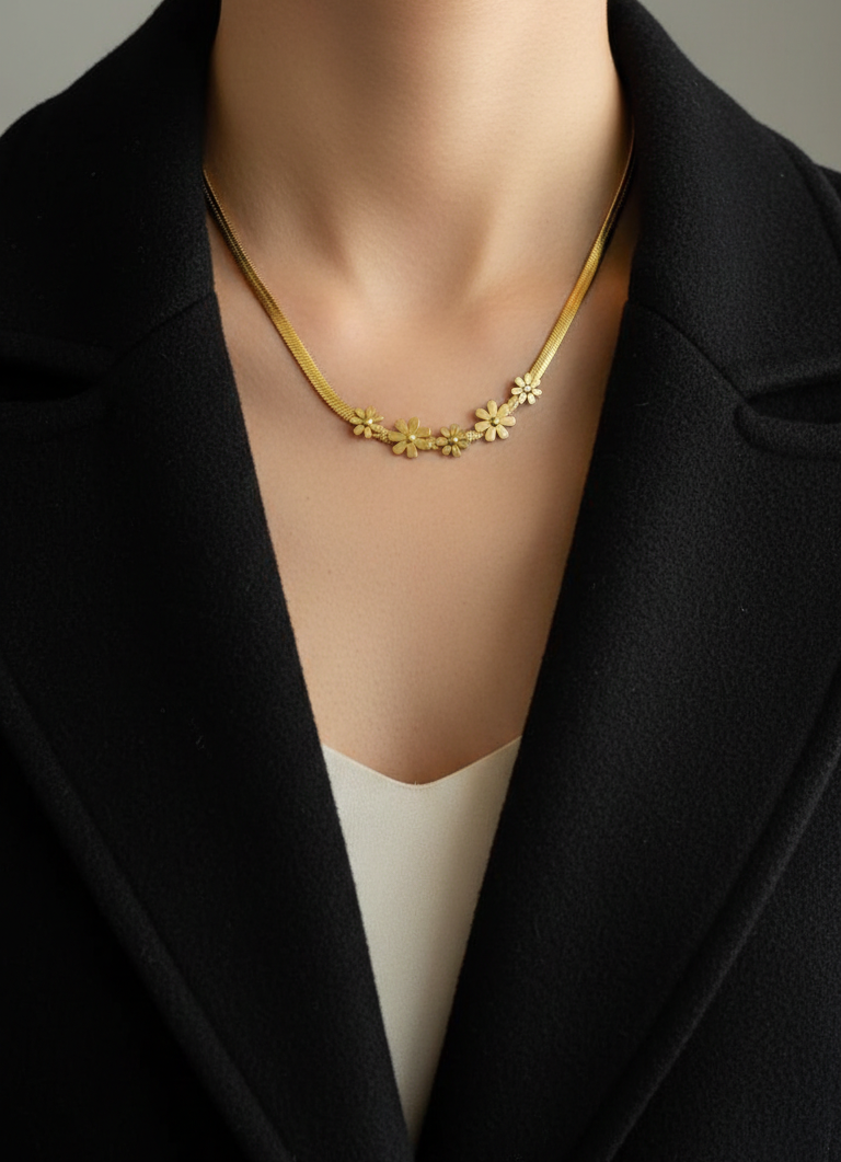 Dainty Gold Floral Necklace
