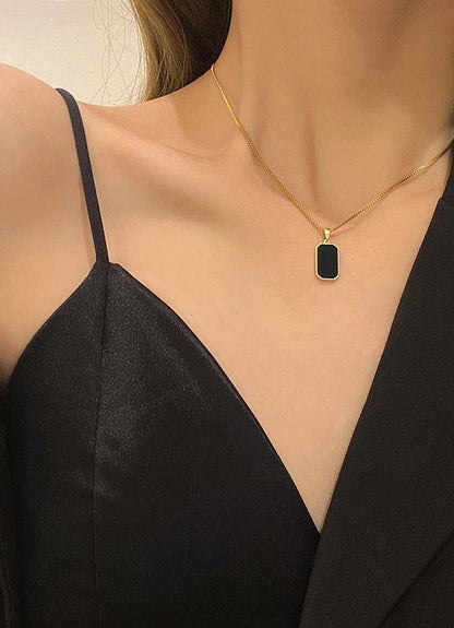 Reversible Black White Necklace